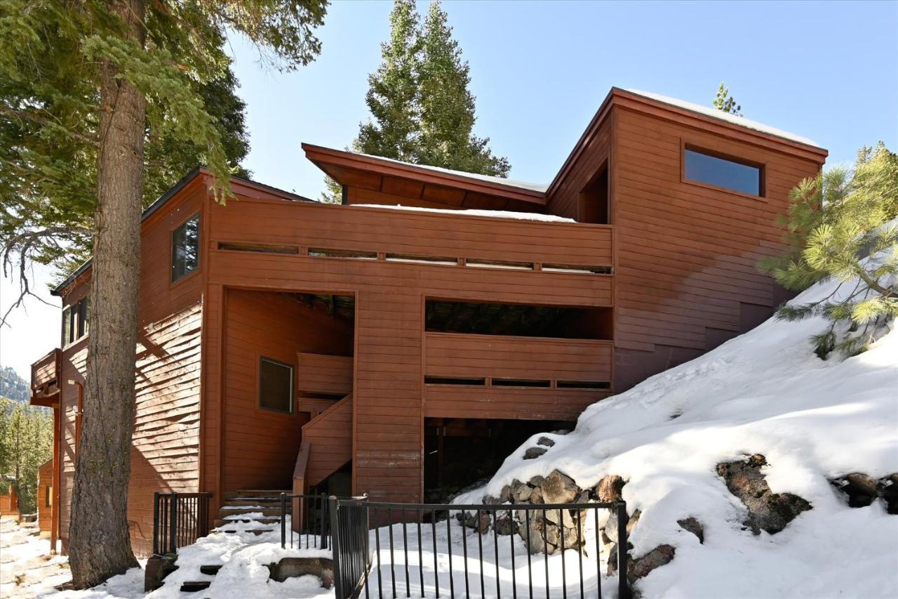 On The Edge At Alpine Meadows - Fireplace- Mountain Views- Great Location! Shuttle Service! Villa Olympic Valley  Exterior photo